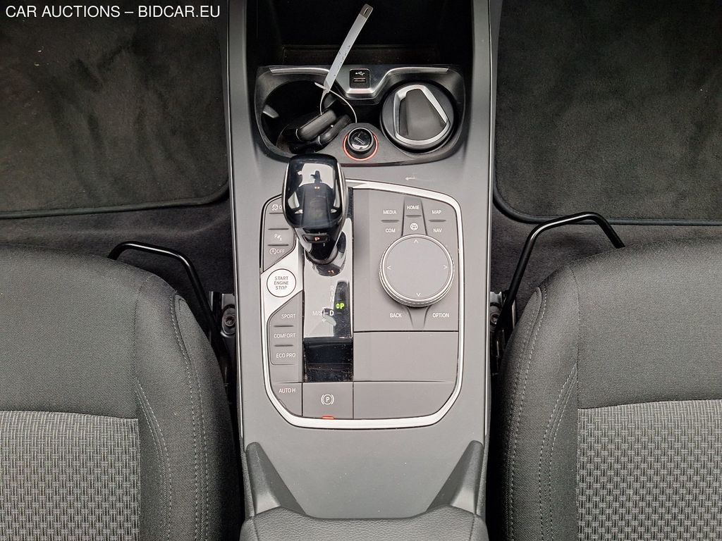 BMW Serie1-f40 19. BMW 1 REEKS HATCH 116DA (85 KW) 5D, 2021