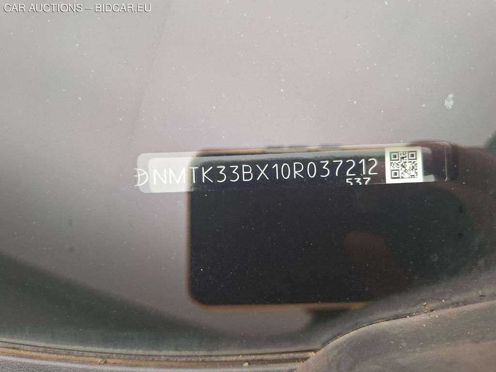 Toyota C 16. TOYOTA C-HR 1.8 VVT I-HYBRID C-LUB BI-TONE E-CVT 5, 2020