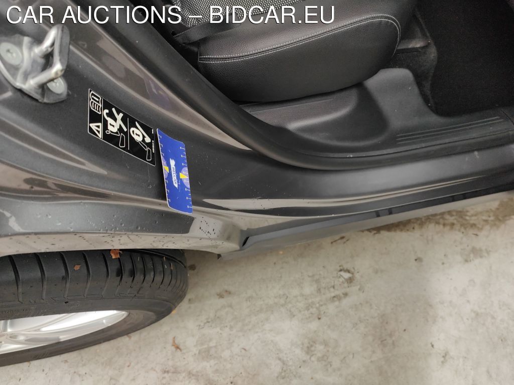 Mercedes Glb-klasse-bm24 GLB 200 D BUSINESS SOLUTION 5D, 2020
