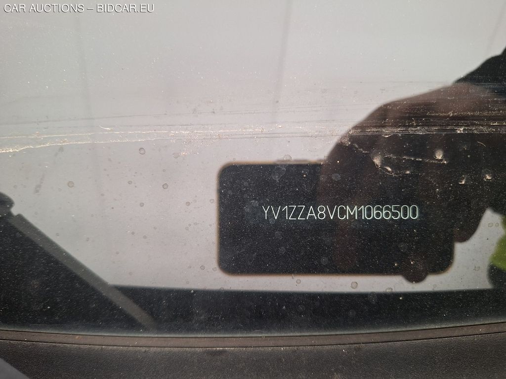 Volvo V60-crosscountr 18. VOLVO V60 CROSS COUNTRY D4 4X4 GEARTRONIC CROSS CO, 2020