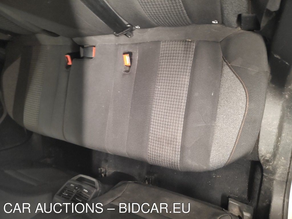 Peugeot 3008 diesel - 2021 3008 1.5 BLUEHDI ACTIVE PACK, 2022