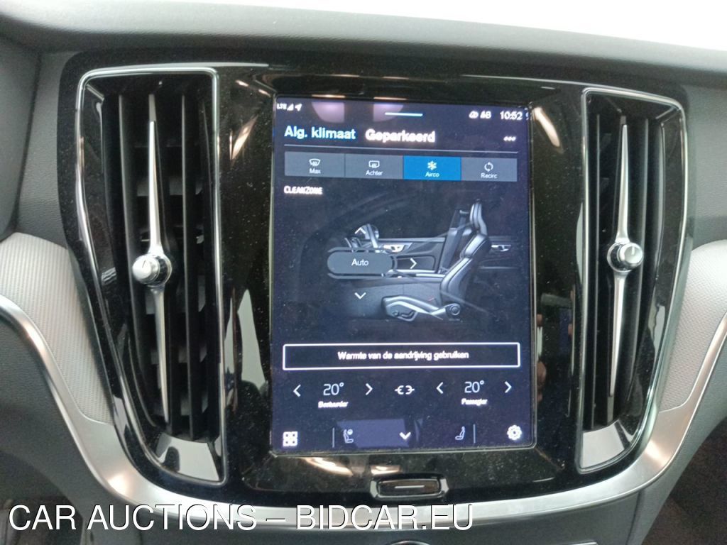 Volvo V60 - 2022 V60 2.0 B3 MHE CORE DCT, 2023