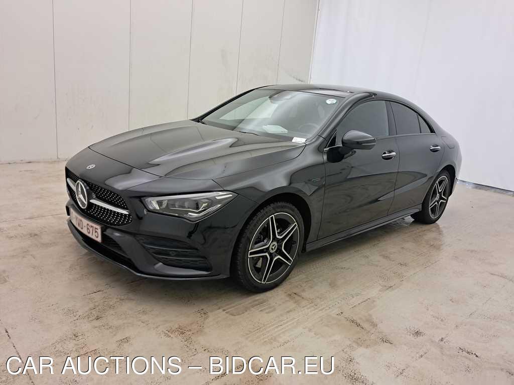 Mercedes CLA-Klasse CLA250e Sedan Business Solution 1.3i 218pk/cv 4p 8G-DCT, 2021