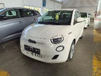 Fiat 500e -, 2023