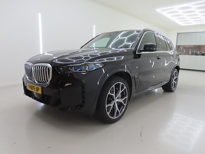 BMW X5 xDrive50e Launch Edition