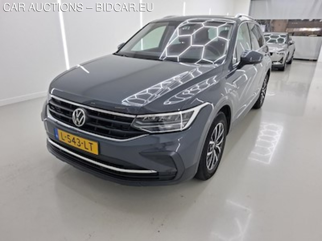 Volkswagen Tiguan 1.5 TSI 110kW Life Business 5d