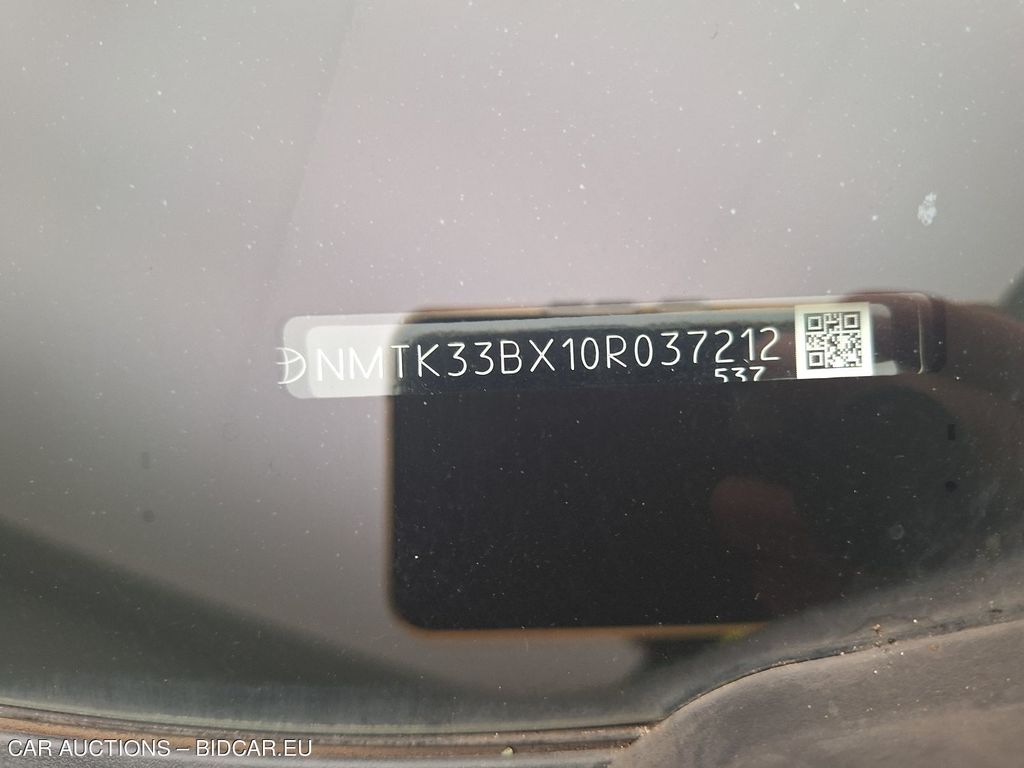Toyota C 16. TOYOTA C-HR 1.8 VVT I-HYBRID C-LUB BI-TONE E-CVT 5, 2020