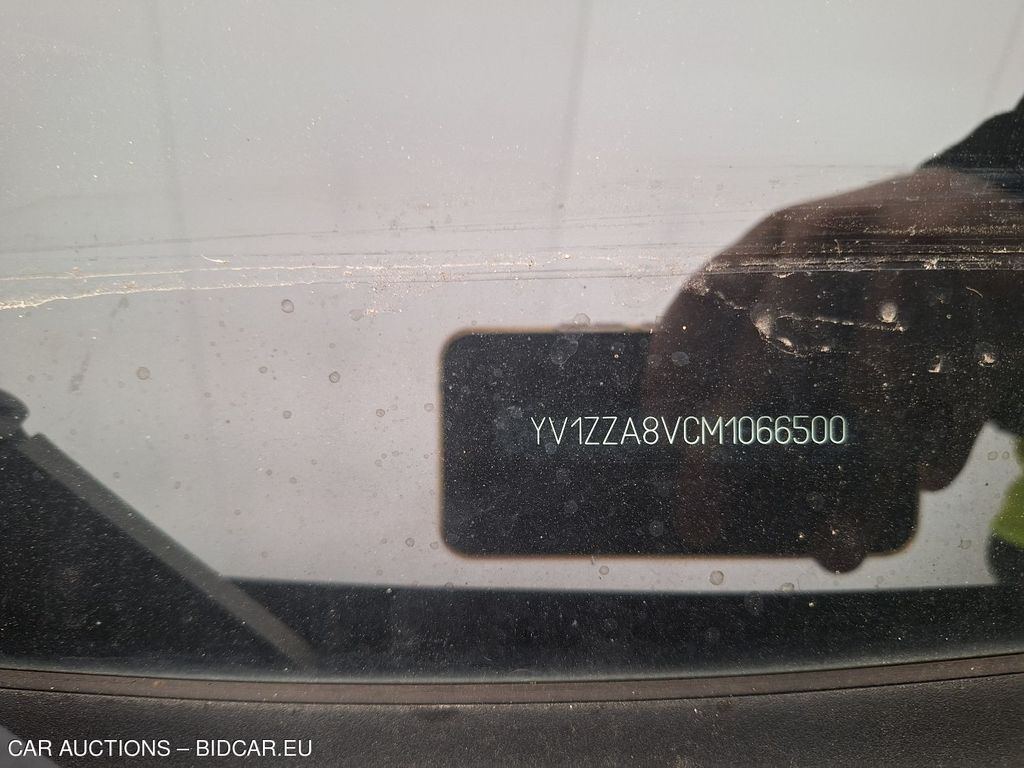 Volvo V60-crosscountr 18. VOLVO V60 CROSS COUNTRY D4 4X4 GEARTRONIC CROSS CO, 2020