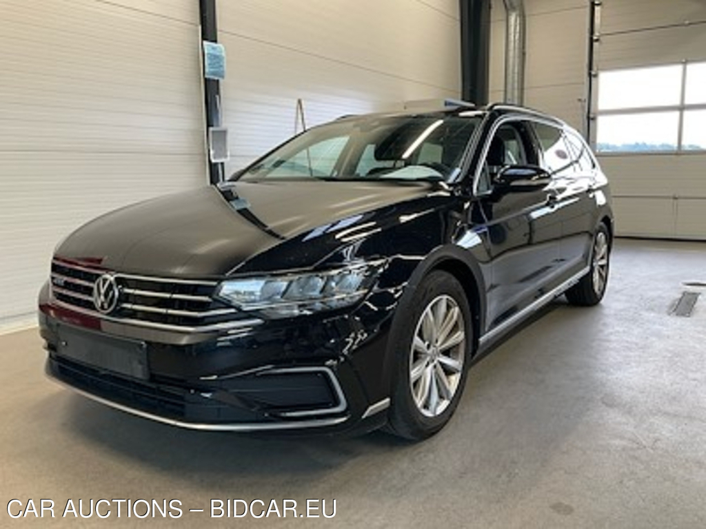 Volkswagen Passat 1.4 Tsi Gte High Plug-In Hybrid Dsg Var UA!