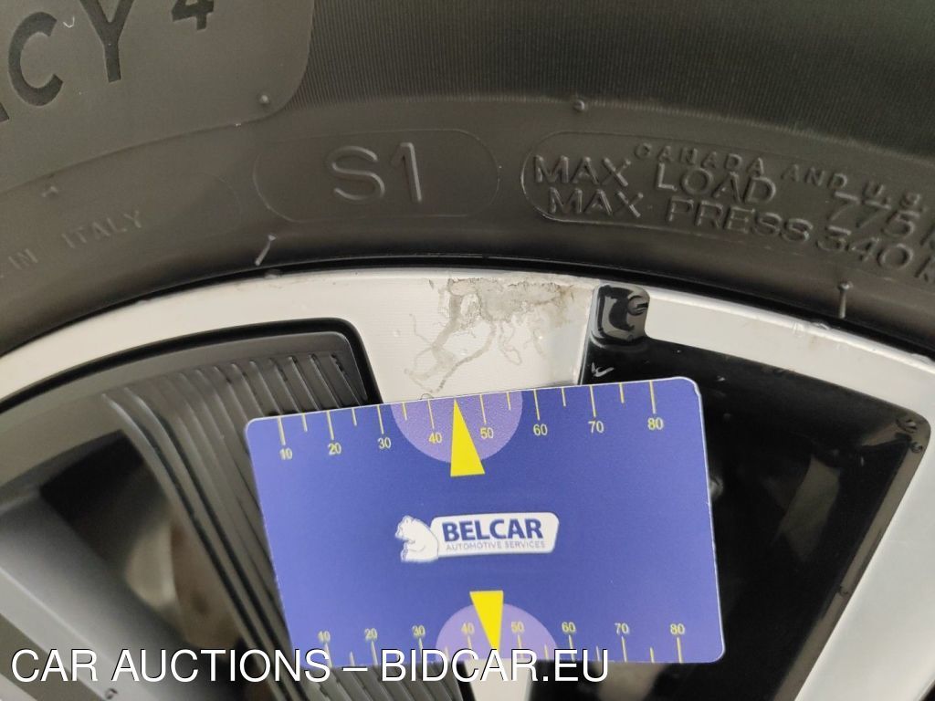 Peugeot 2008-p1 1.5 BLUEHDI 75KW S&S ALLURE 5D, 2020
