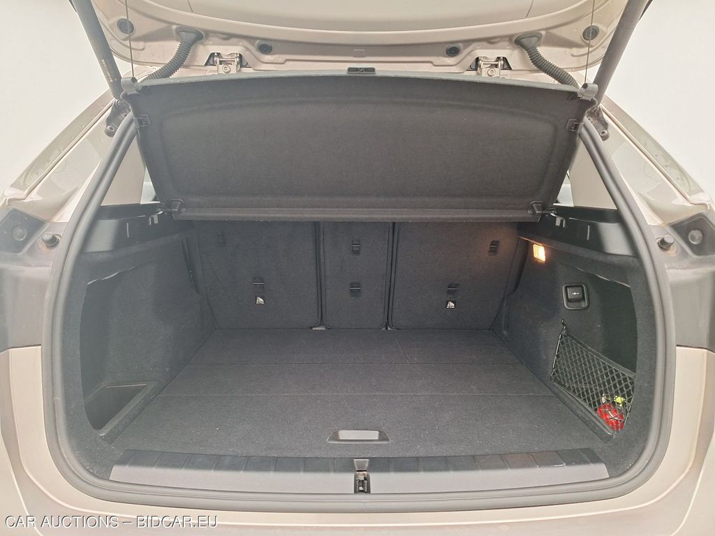 BMW X1f48 FL19. BMW X1 SDRIVE18I (100 KW) 5D, 2021