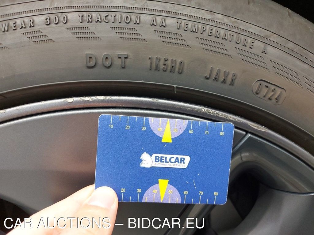 Tesla Model 3 LONG-RANGE DUAL MOTOR AWD 4D, 2020