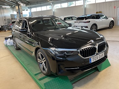 BMW Series 5 530e Touring Connected
