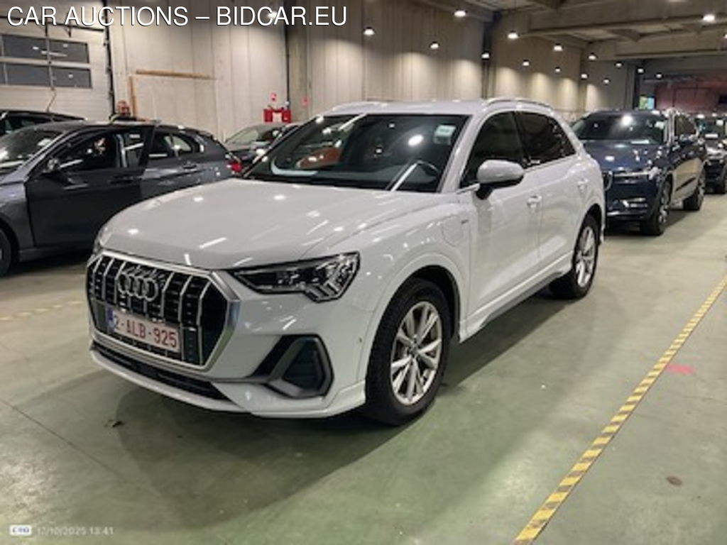 Audi Q3 1.4 45 TFSI E S TRONIC S LINE