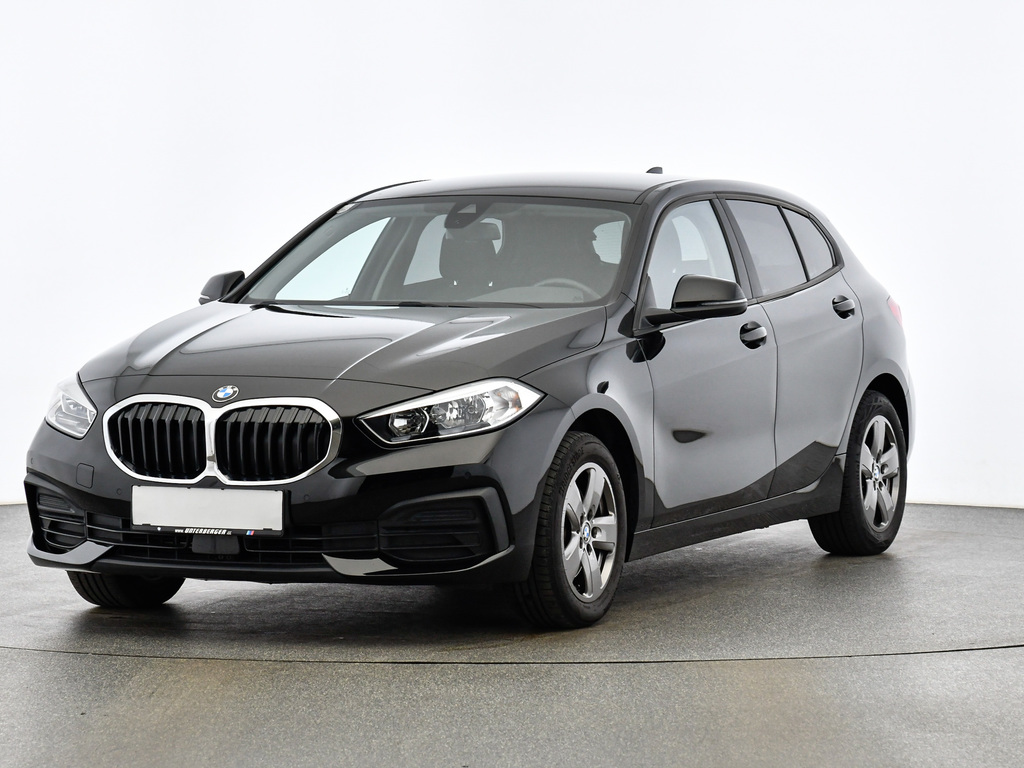 BMW 118i (F40) -, 2021