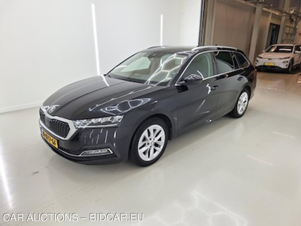 Skoda Octavia combi 1.5 TSI e-TEC MHEV DSG Business Edit Pl 5d