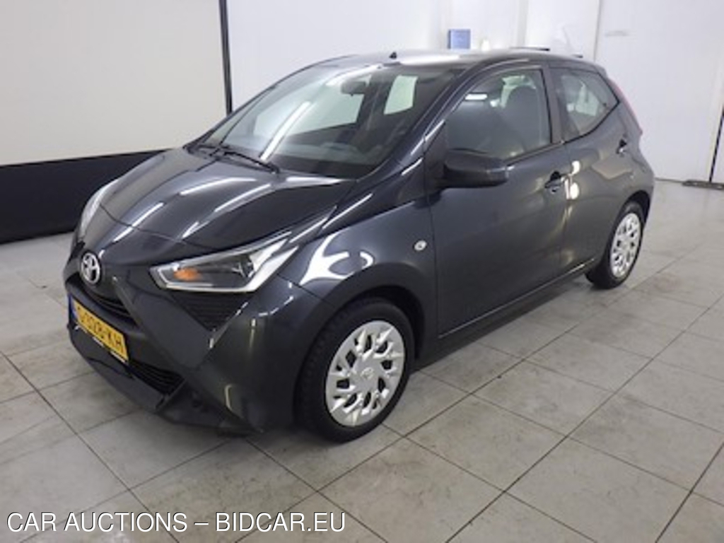 Toyota Aygo 1.0 VVT-i x-play x-shift 5d