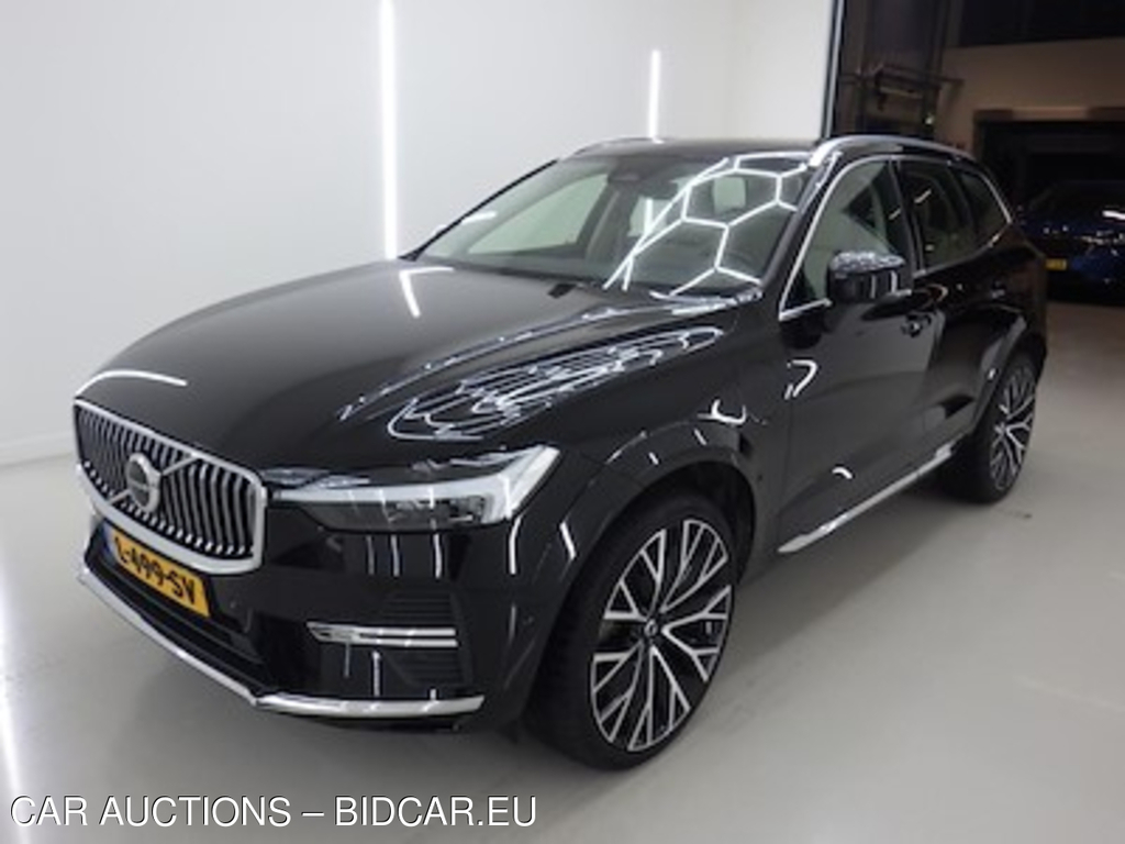 Volvo XC60 Recharge T6 AWD Business Pro 5d