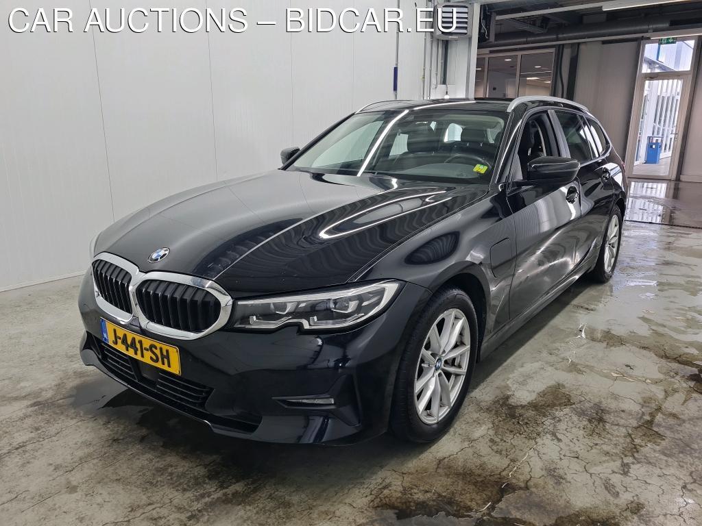 BMW 330 eA 215kW touring, 2020
