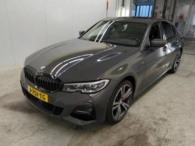 BMW 330 eA 215kW, 2020