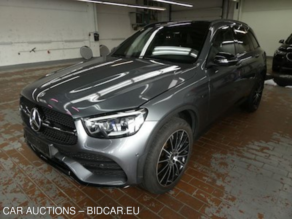 Mercedes-Benz GLC-CLASS 2.0 GLC 300 E 4MATIC AUTO AMG LINE