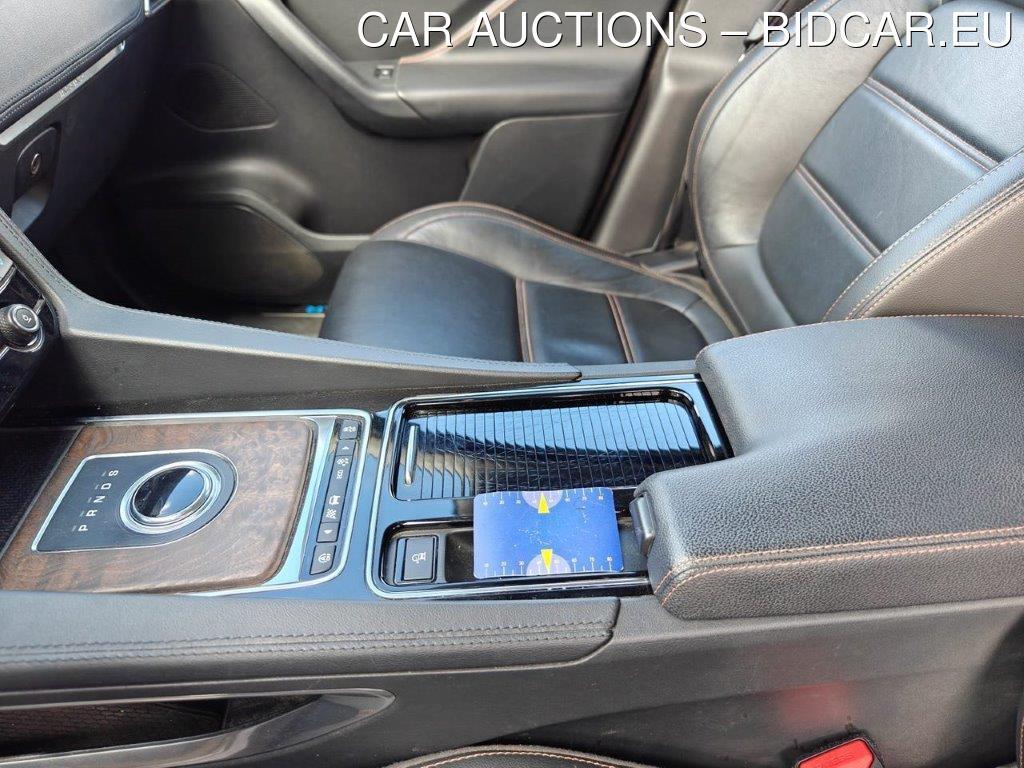 Jaguar F-pace 2.0D 132KW AUT. PRESTIGE 5D !!! TECHNICAL ISSUE !!!, 2020