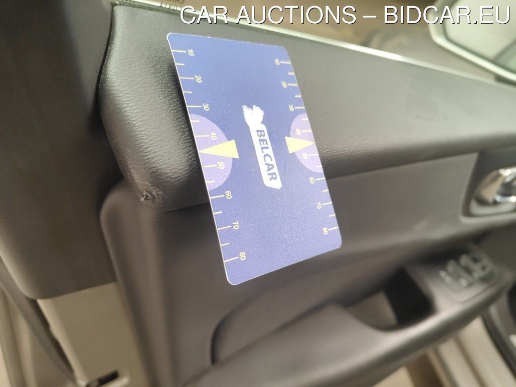 Volvo V60kombi D3 MOMENTUM PRO 5D, 2020