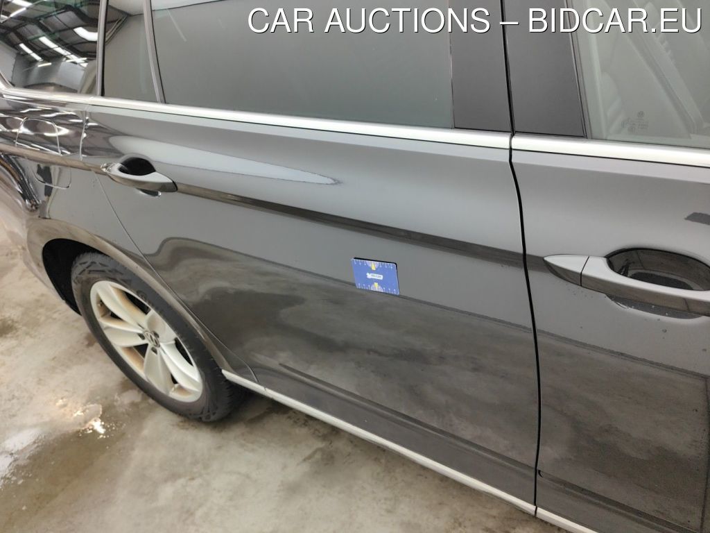 Volkswagen Passat-variant- VARIANT PA - 2019 2.0 TDI 150 ELEGANCE (EU6 D) 5D, 2021