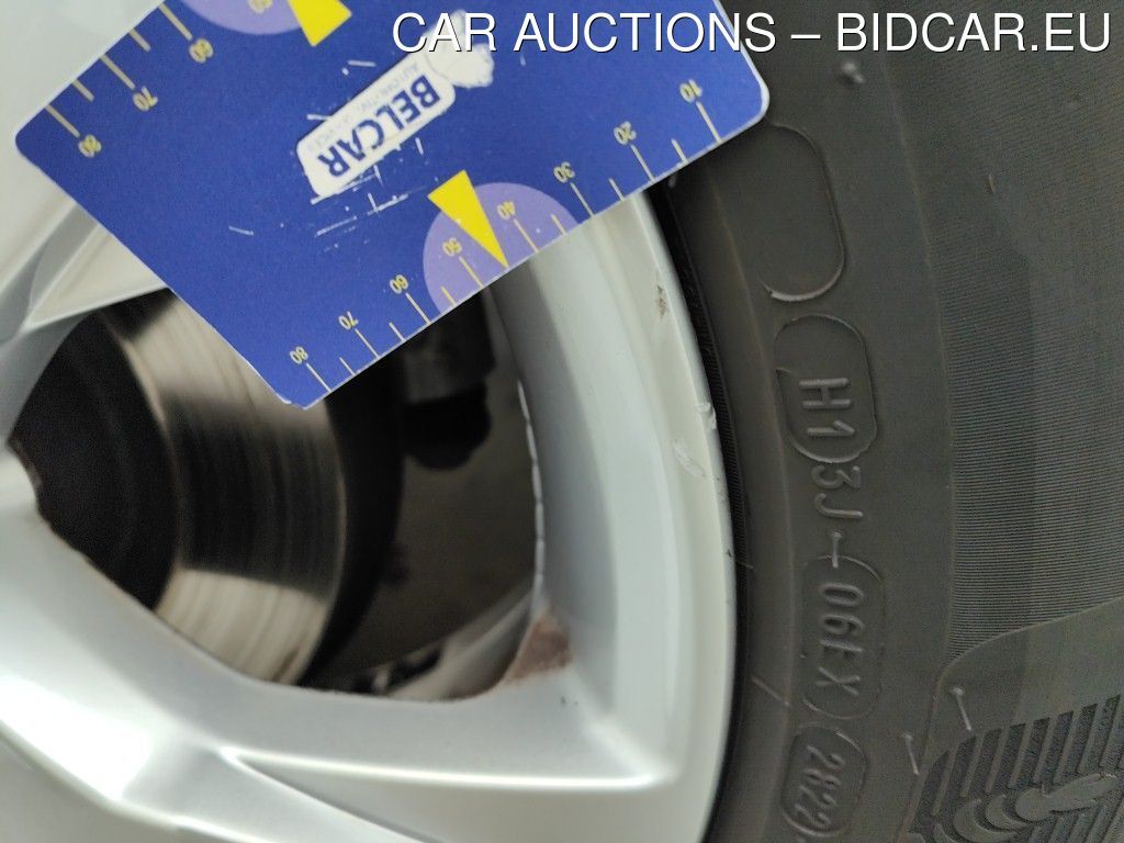 Volvo Xc40 D3 MOMENTUM PRO 5D, 2020