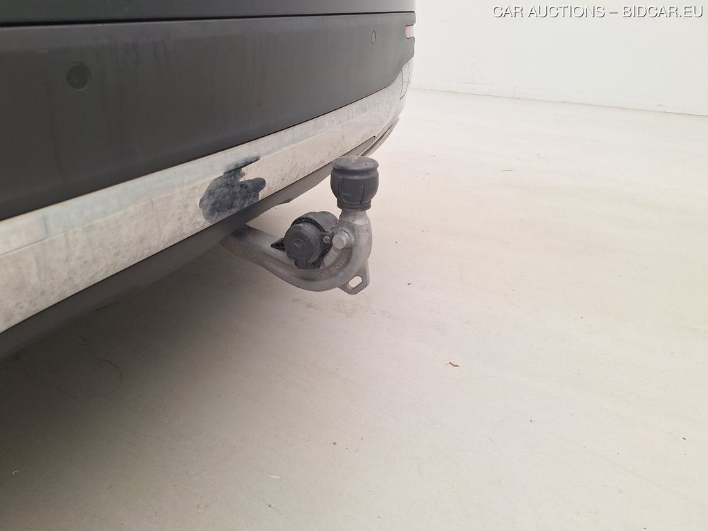 Mercedes Glb-klasse-bm24 19. MERCEDES-BENZ GLB GLB 200 D BUSINESS SOLUTION 5D, 2020