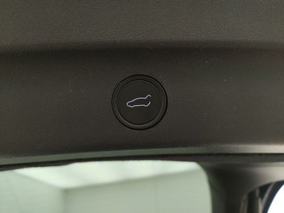 Tesla Modely Y LONG RANGE DUAL MOTOR AWD 5D, 2024