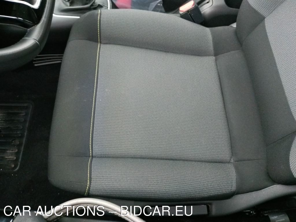 Citroen C3 1.5 BLUEHDI 100 S&S MAN6 SHINE 5D, 2022