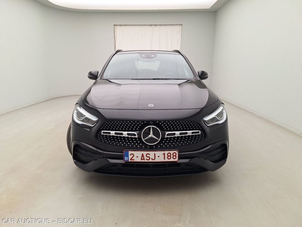 Mercedes Gla-bm247 20. MERCEDES-BENZ GLA GLA 180 D BUSINESS SOLUTION 5D, 2021