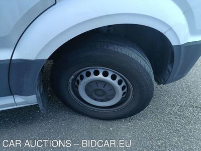 Volkswagen Crafter-lcv-sy 35 2.0TDI 103/140 L4H3 4D, 2019