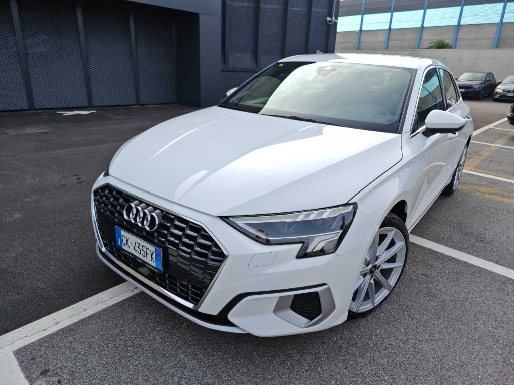 Audi A3 30 g-tron S tronic Business Adv. S.Back, 2022