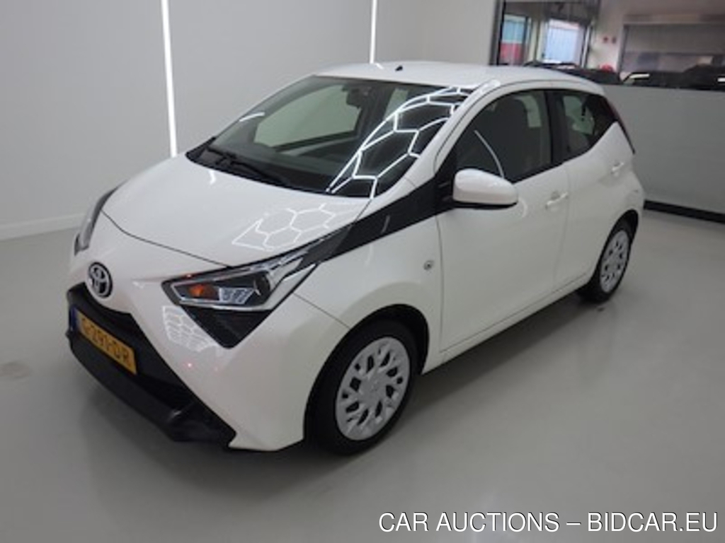 Toyota Aygo 1.0 VVT-i x-play x-shift 5d