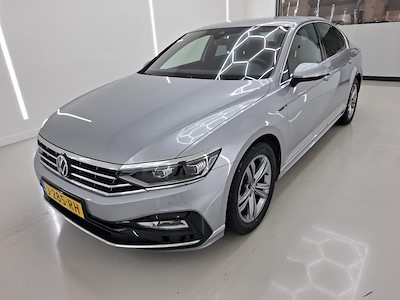 Volkswagen PASSAT 1.5 TSI 7-DSG Elegance Business R 4d