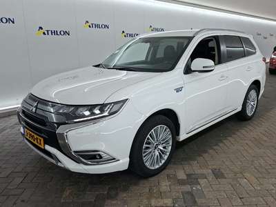 Mitsubishi Outlander PHEV PURE+ 5D 165KW, 2020