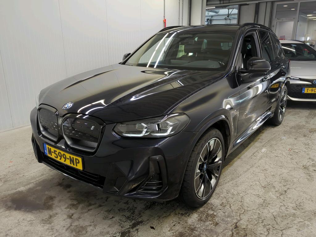 BMW IX3 210kW/80kWH Executive automaat, 2021