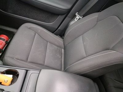 Volvo Xc40 T3 GEARTRONIC MOMENTUM PRO 5D, 2022