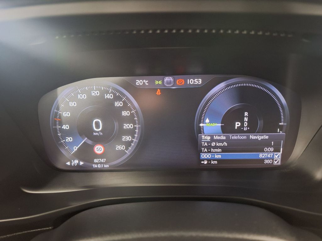 Volvo Xc40 17. VOLVO XC40 T5 RECHARGE GEARTRONIC INSCRIPTION 5D, 2021