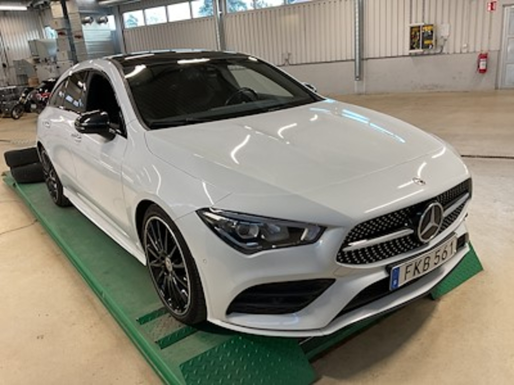 Mercedes-Benz CLA SB 200 AMG-Line Nightpackage Premiumpkt Drag Pano