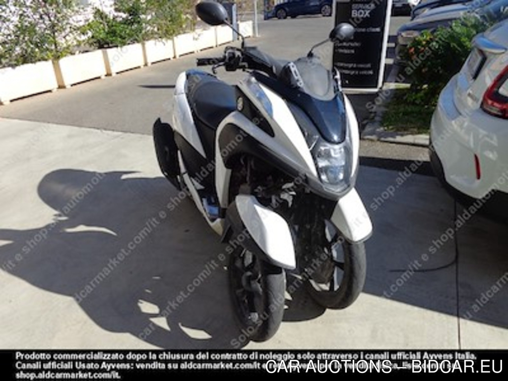 YAMAHA tricity 125 E4 motociclo euro -