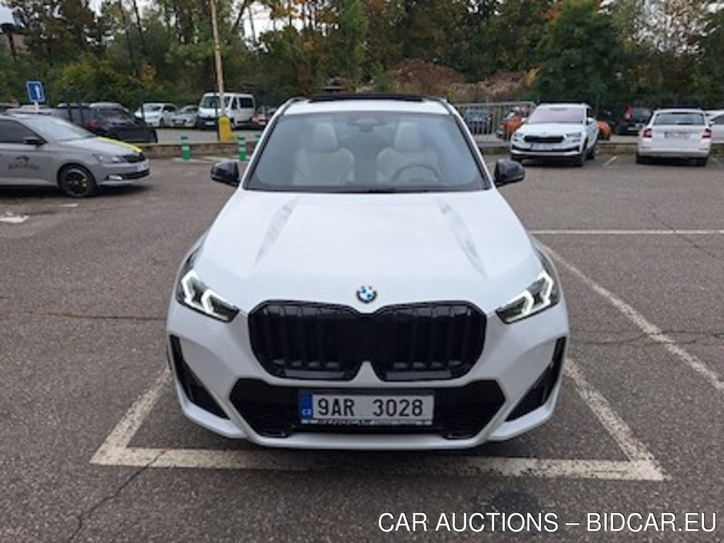 BMW X1 1.5 sDrive18i DCT