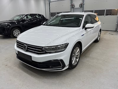Volkswagen Passat 1.4 Tsi Gte High Plug-In Hybrid Dsg Variant UA!