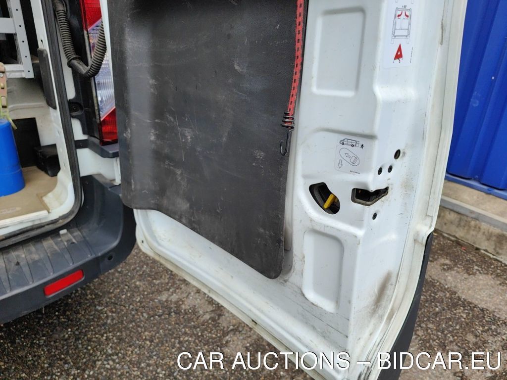 Ford Transit 350M 2.0TD 130PK 96KW M6 TREND 4D, 2019