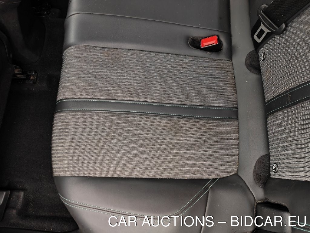 Peugeot 3008 1.2 PURETECH 96KW S&S AUTO ALLURE PACK 5D, 2021