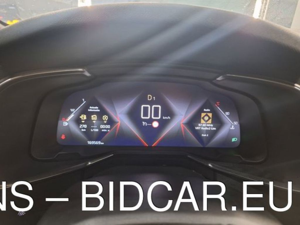 Ds 7-crossback CB 17. DS 7 CROSSBACK 1.5 BLUEHDI 130 AUTO PERFORMANCE LI, 2022