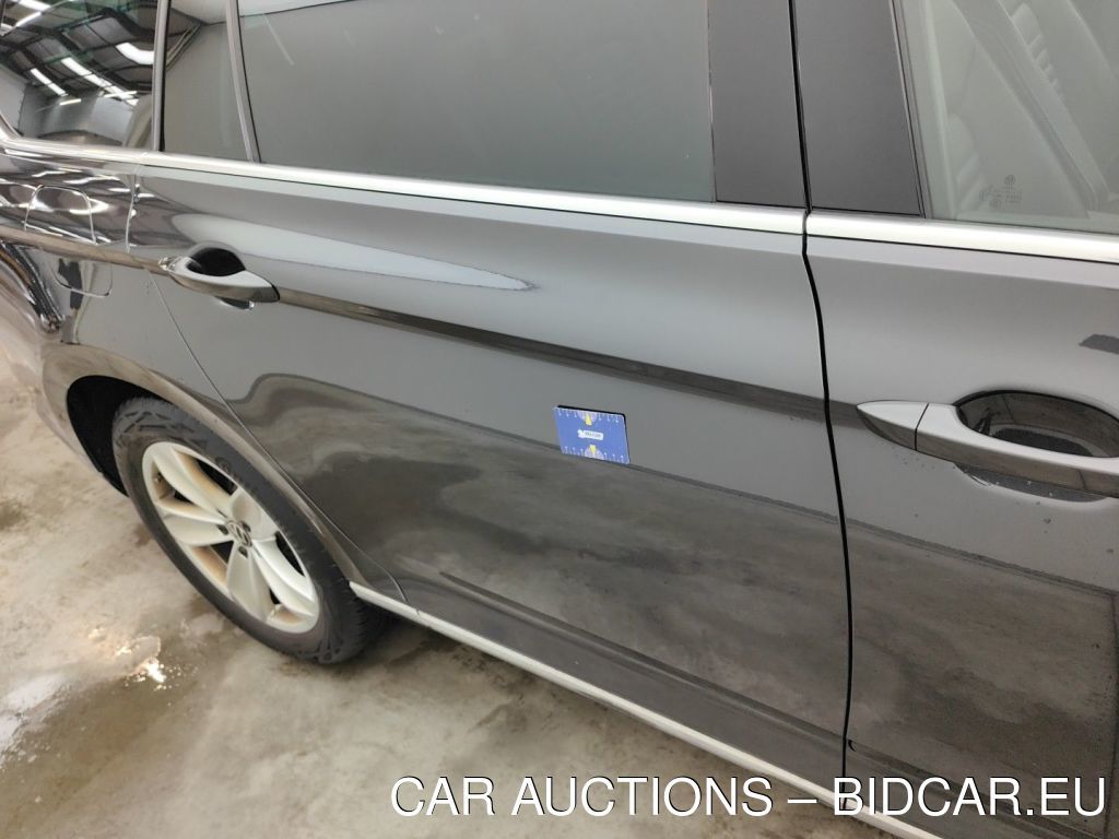 Volkswagen Passat-variant- VARIANT PA - 2019 2.0 TDI 150 ELEGANCE (EU6 D) 5D, 2021