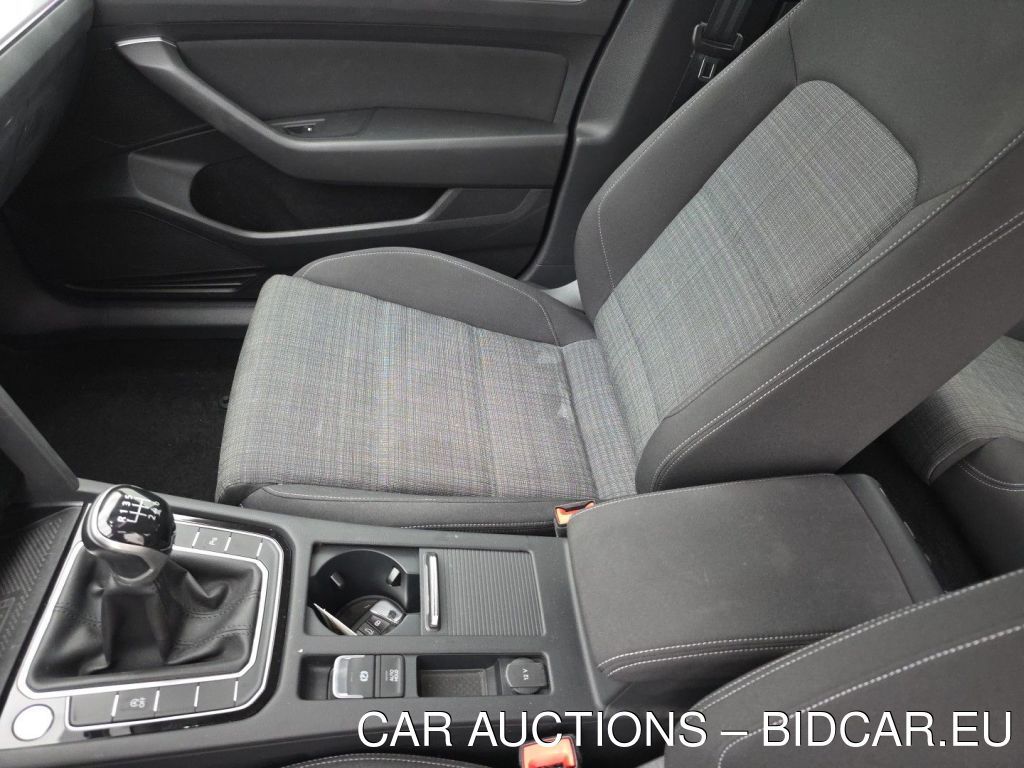 Volkswagen Passat-variant- VARIANT 2.0 TDI SCR 110KW STYLE BUSINESS 5D, 2021